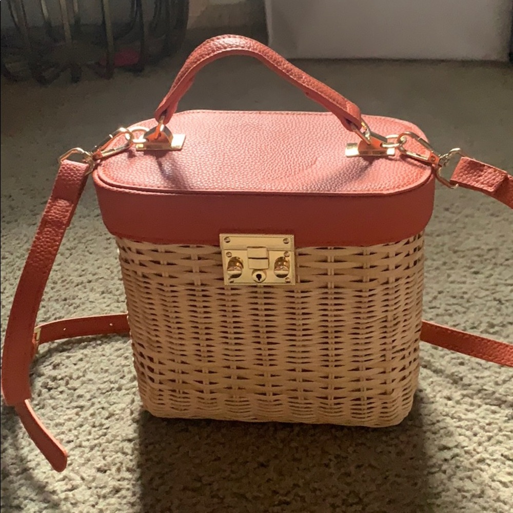 Tommy Bahamas Shoulder Bag